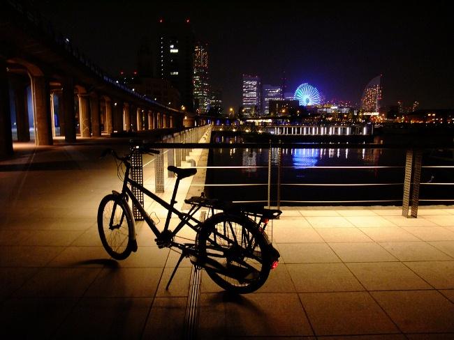 Circulando en bicicleta por la noche